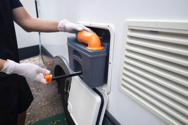 Best Portable bathroom rental  in Porter, IN
